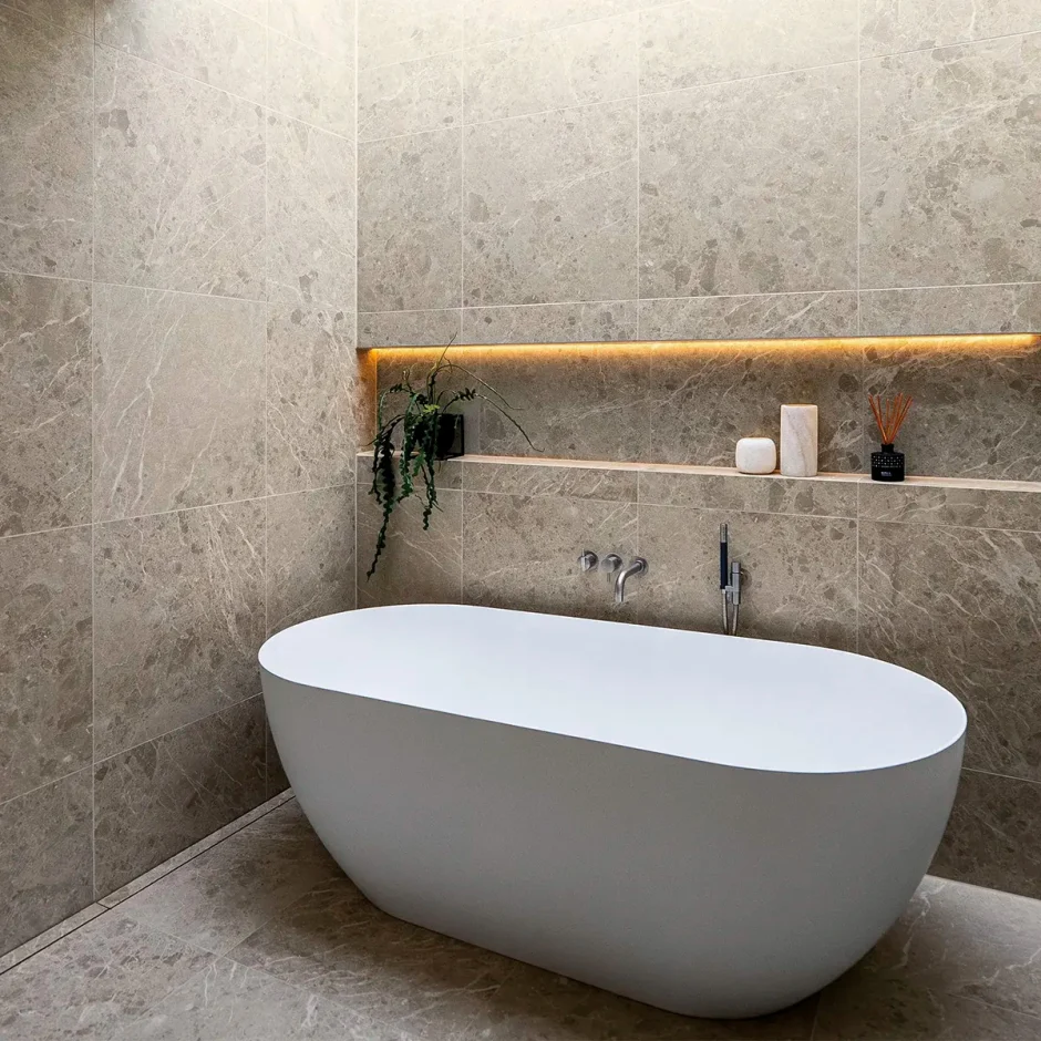 Baño con Caprice White