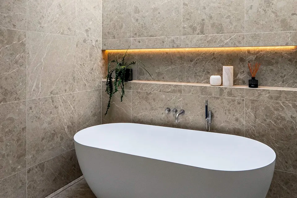 Baño con Caprice White